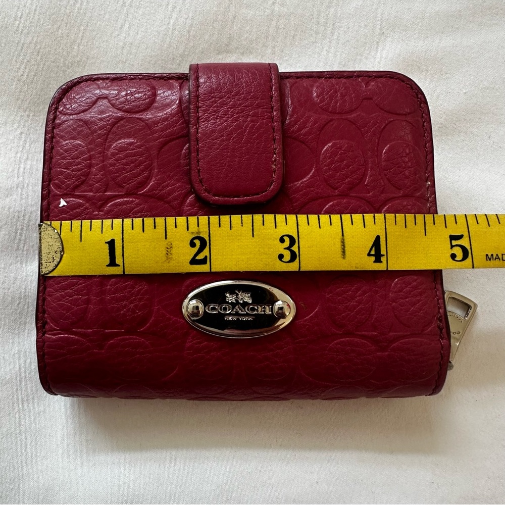 Coach Signature Embossed Pebble Leather Medium Zip Around Wallet in Sunset Red - Picture 9 of 10